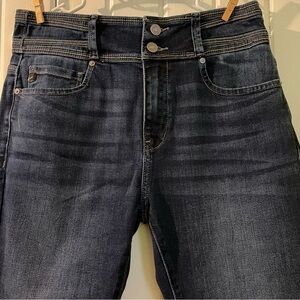 KanCan highrise super skinny jeans-size 11 29 NWT
